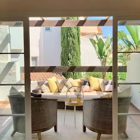 Modern Beachfront In San Pedro * マルベーリャ